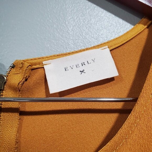 Everly Women's Sleeveless Fit and Flare Mustard Yellow Dress Back Zip Sz Small - Picture 6 of 10